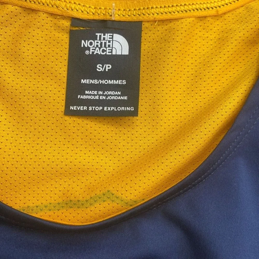 The North Face Adult TRAILWEAR Lost Coast Active Short Sleeve Tee Size Small New